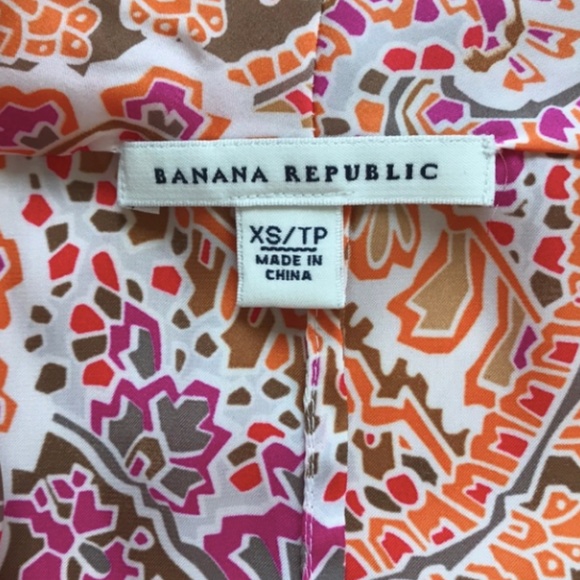 Banana Rebpublic Cowl Neck Tank Top / Camisole - Picture 2 of 3